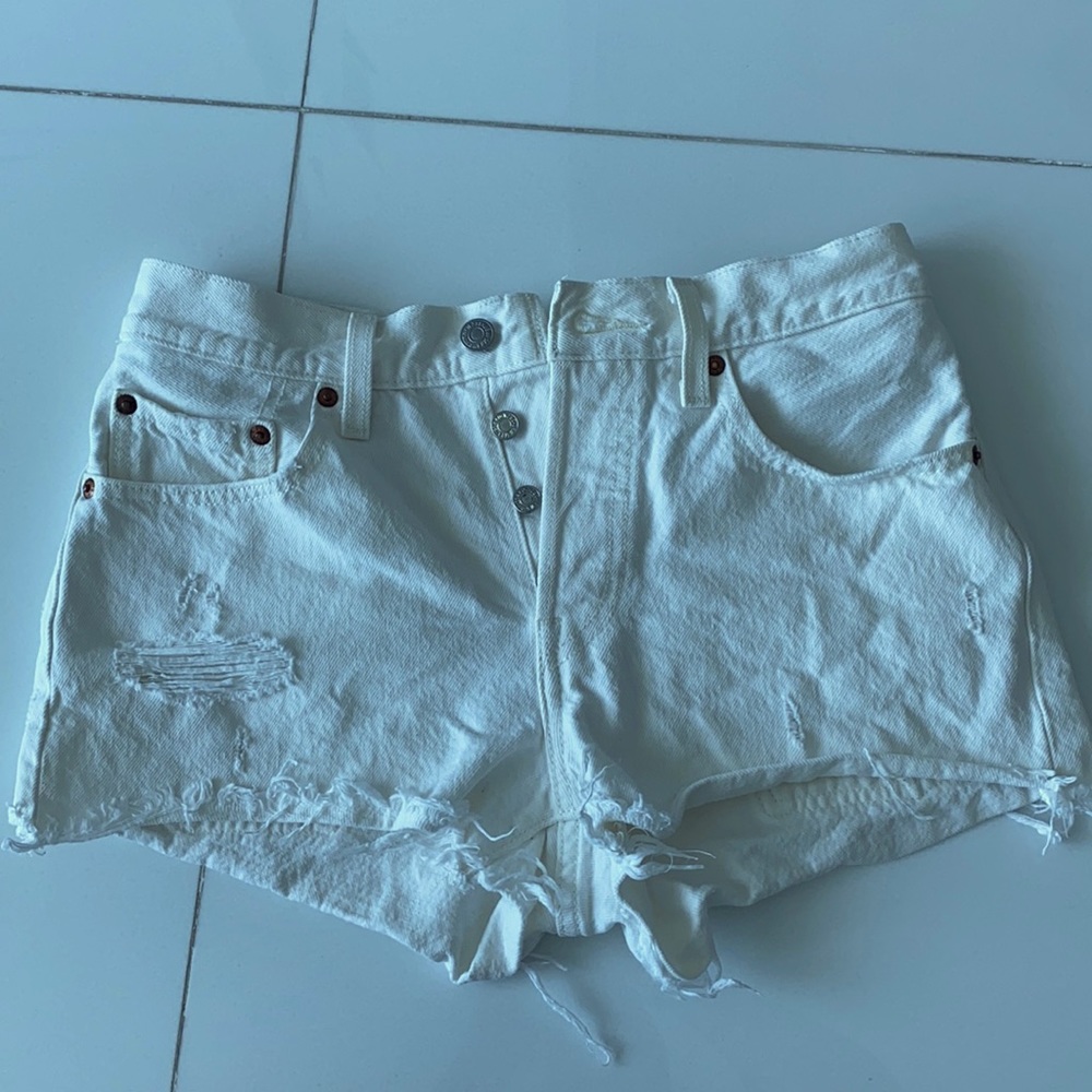 Levi’s 501 white denim shorts